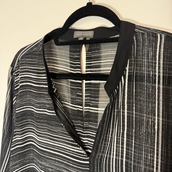 Vince Camuto Black and White Long Sleeve Blouse Size XL - Picture 3 of 8